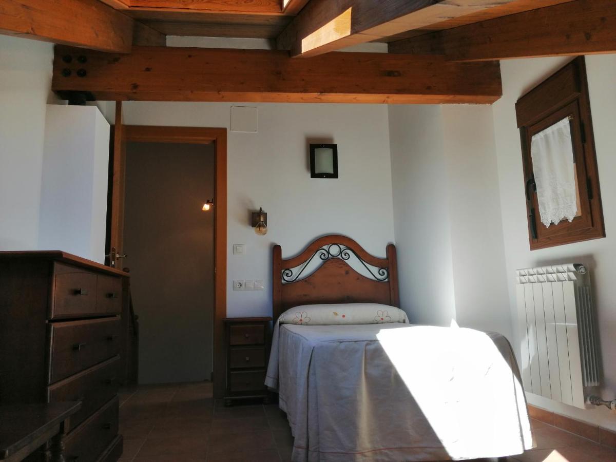 Apartamentos Mobison Salinas de Bielsa Екстер'єр фото