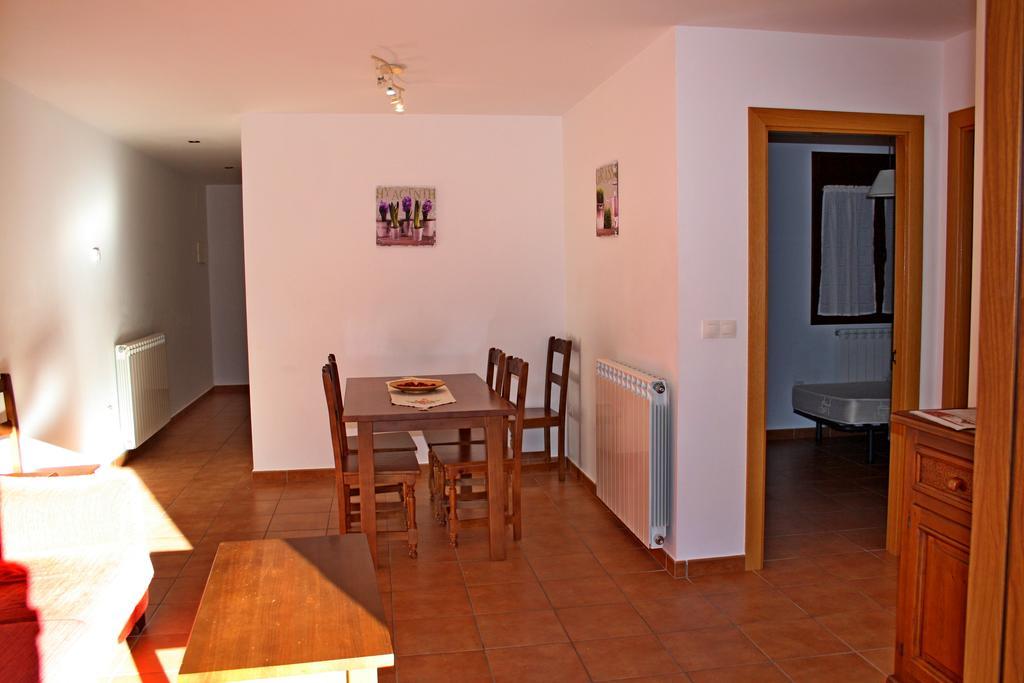 Apartamentos Mobison Salinas de Bielsa Екстер'єр фото